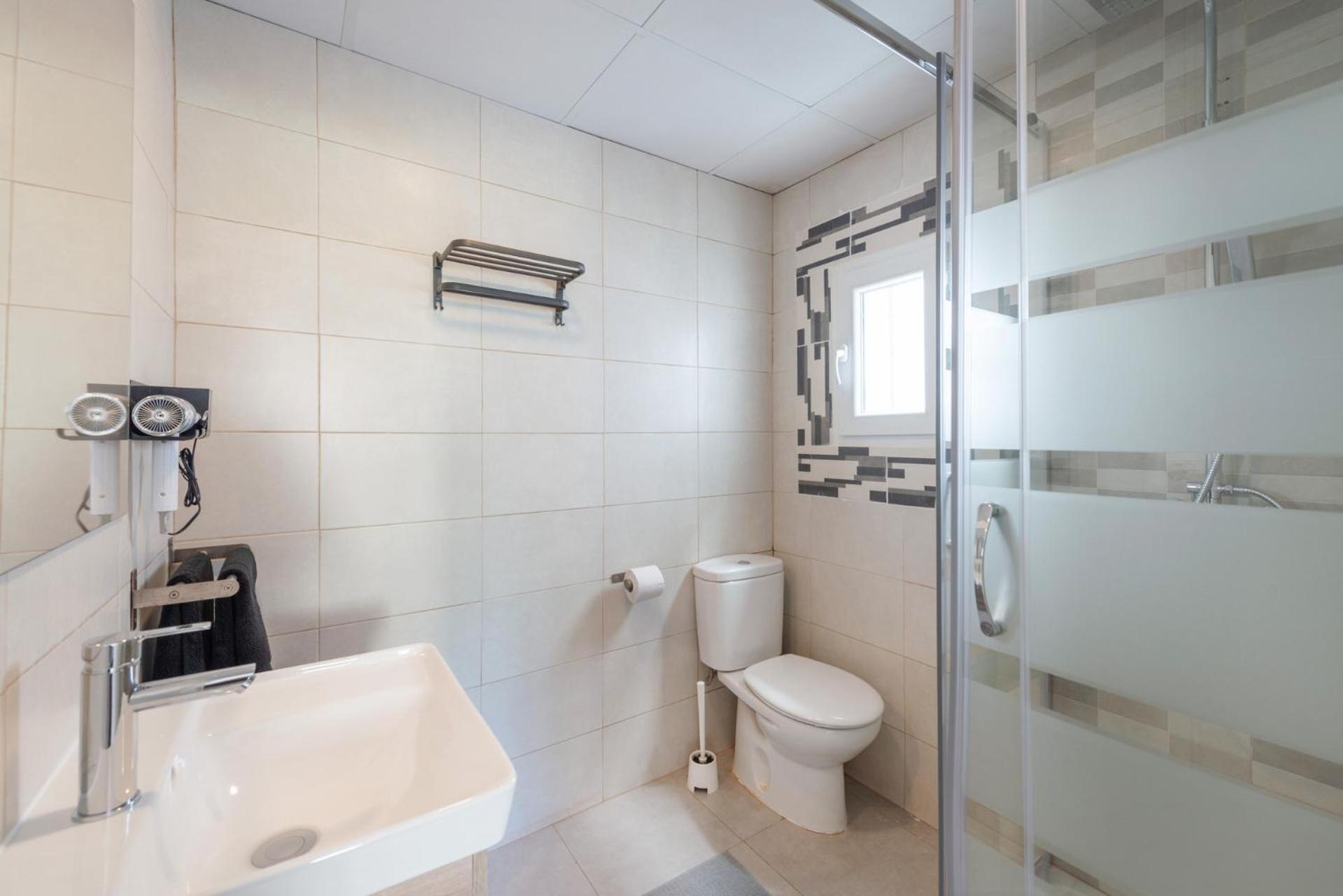 Beetroot, Jedes Zimmer Verfuegt Ueber Smart Tv , Eigenes Bad Mit Regendusche Und Balkon ยูคมายอร์ ภายนอก รูปภาพ